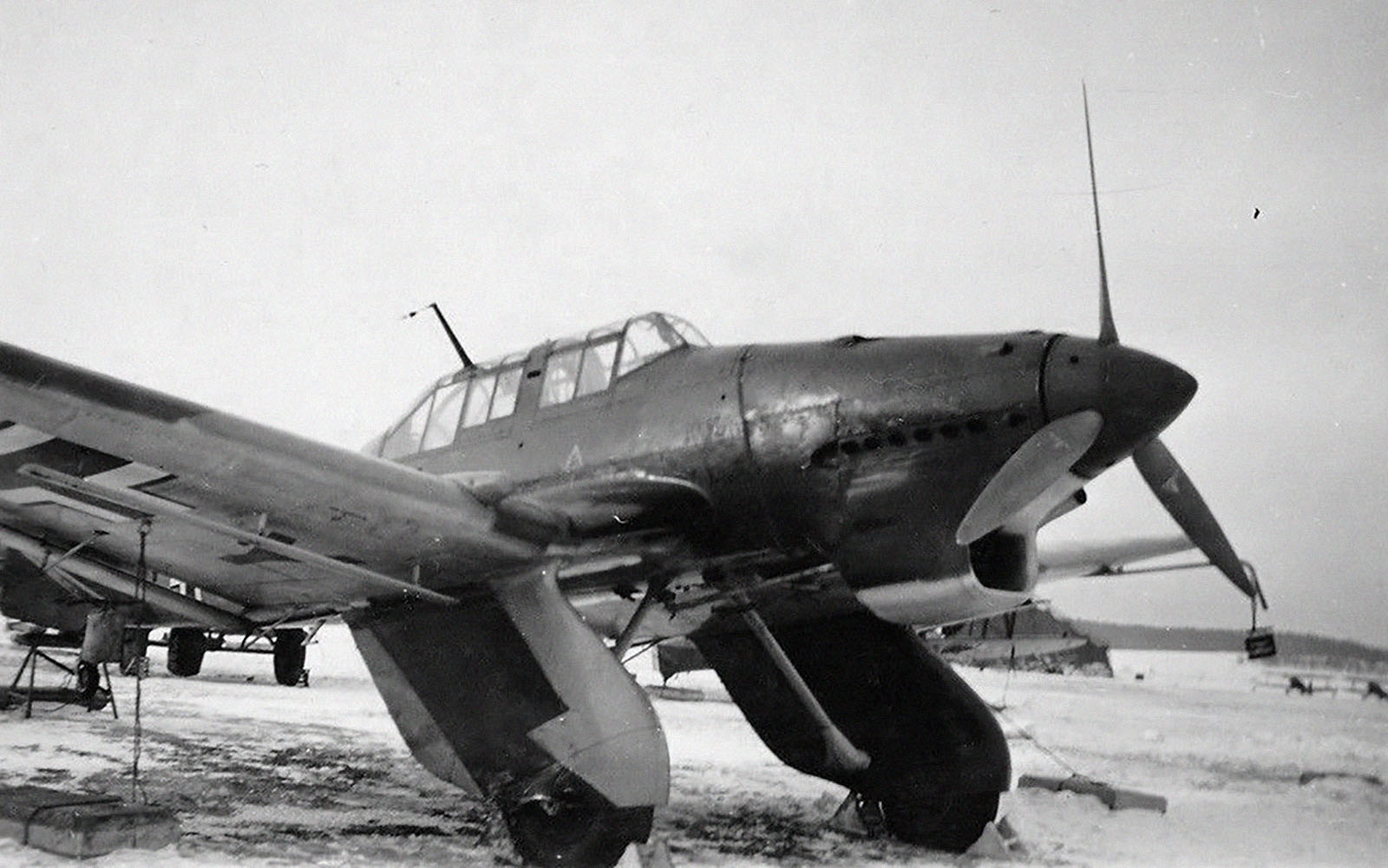 Junkers Ju-87A' Stuka' #P01 MPM Profile 